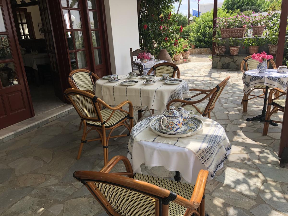 Deidamia Hotel Скирос Экстерьер фото