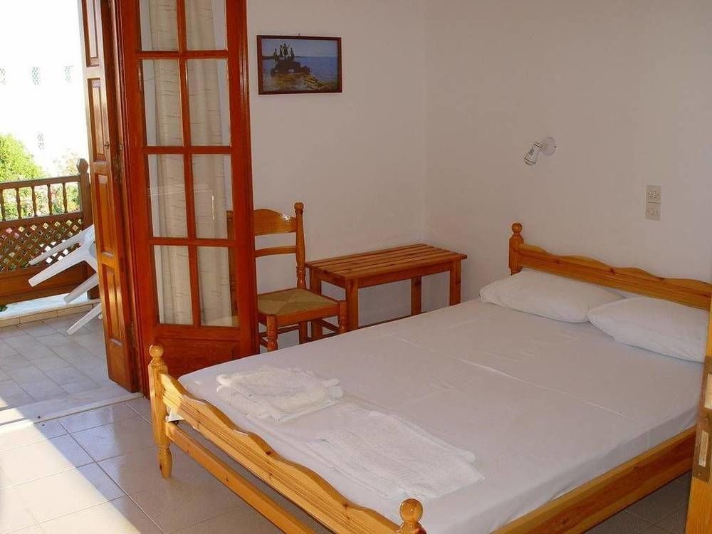 Deidamia Hotel Скирос Экстерьер фото